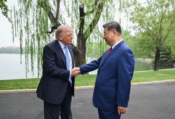 习近平与特朗普中南海会晤